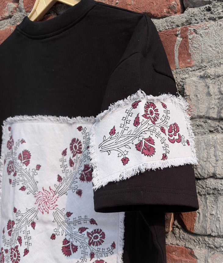 “PATCHWORK BLOCKPRINT” T-SHIRT