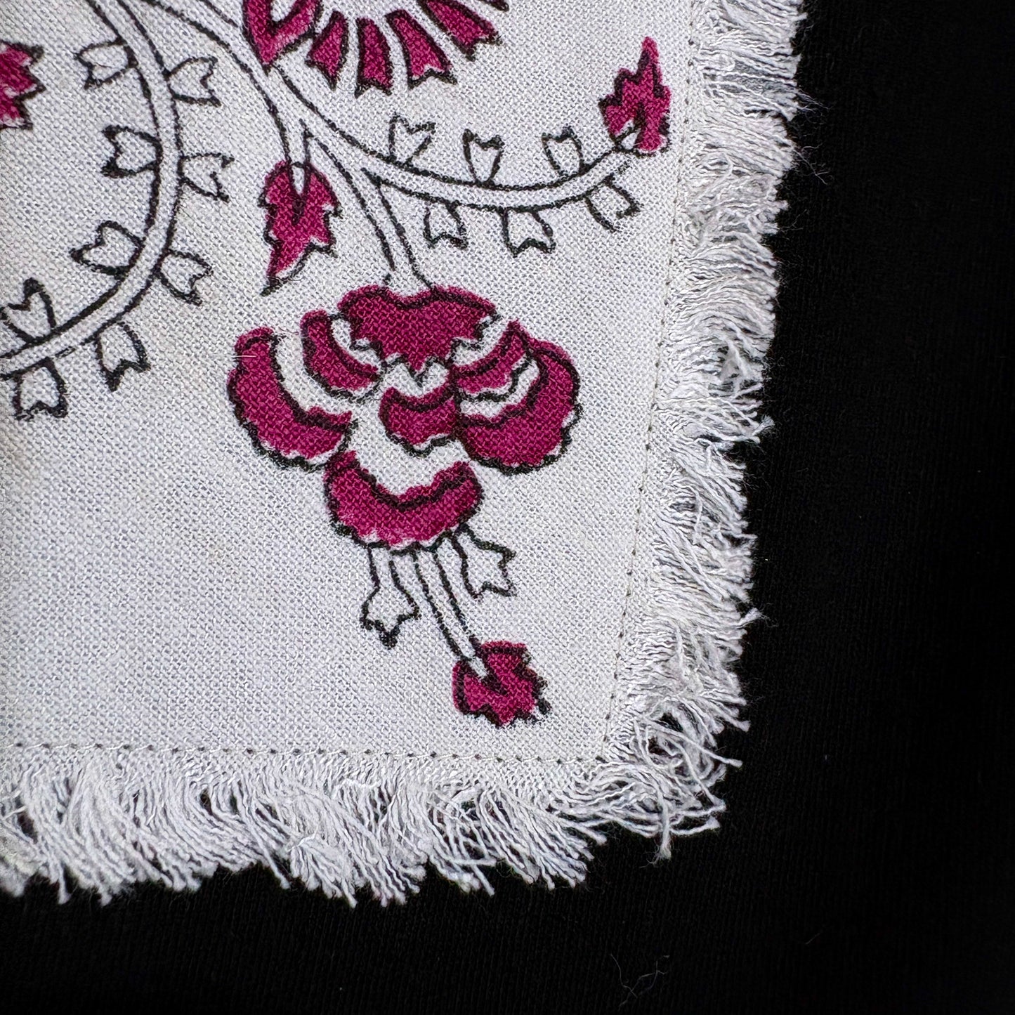 “PATCHWORK BLOCKPRINT” T-SHIRT